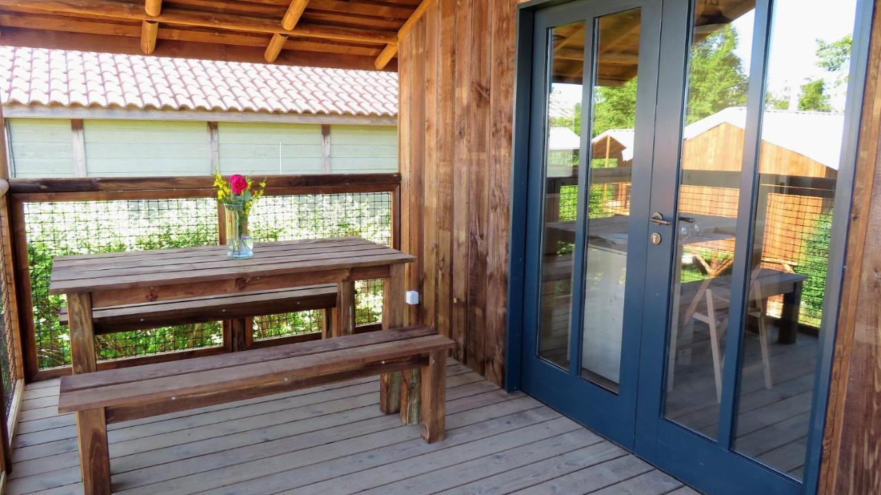 Lodges Du Camping Les 4 Saisons Grane Ngoại thất bức ảnh